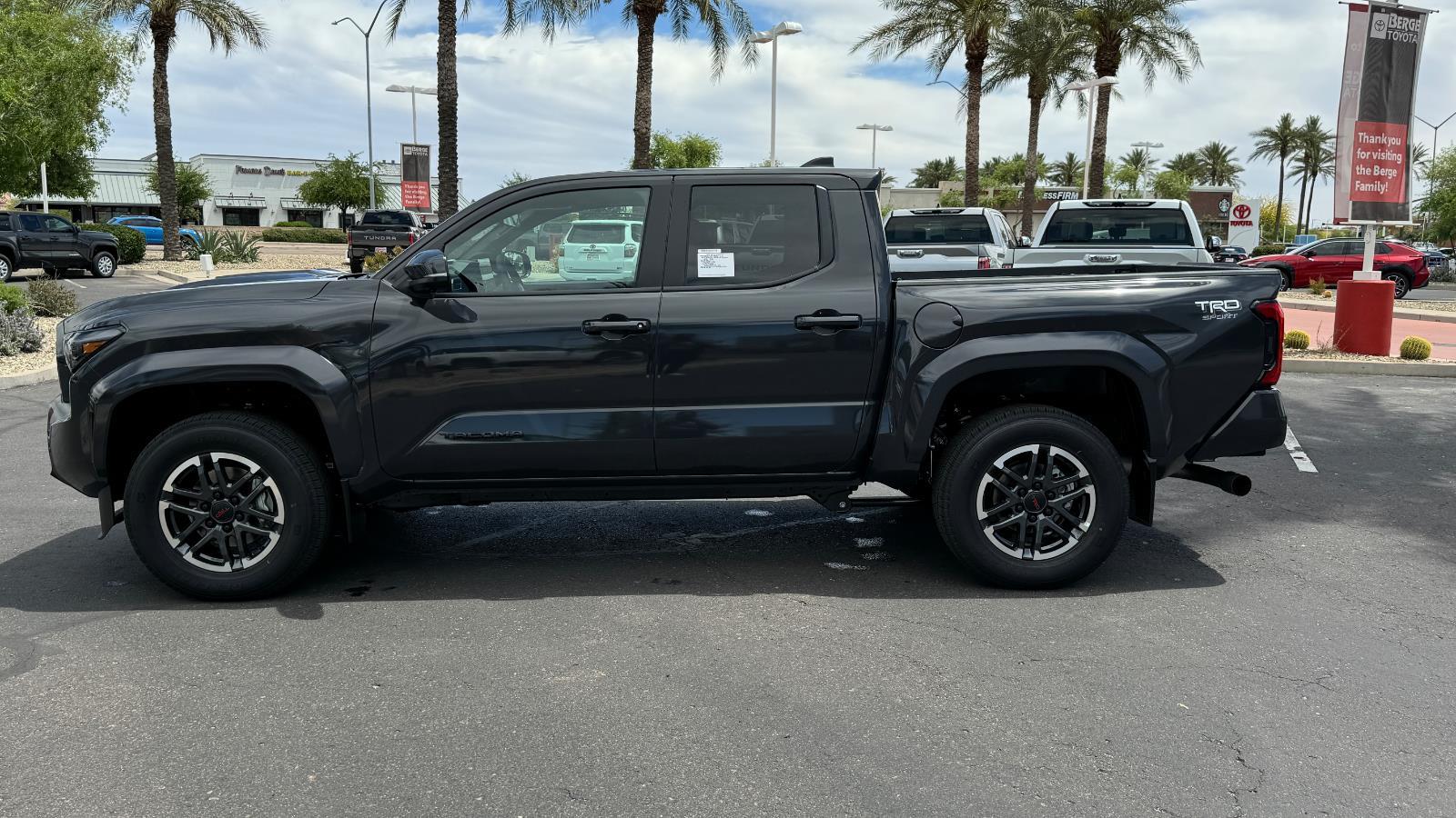 2025 Toyota Tacoma TRD Sport Double Cab photo 3