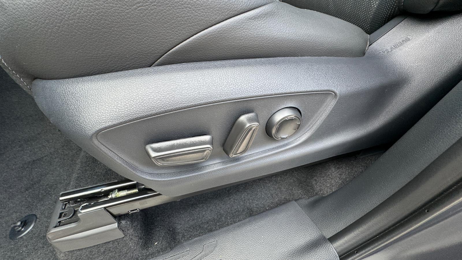 2025 Toyota Tacoma TRD Sport Double Cab photo 15