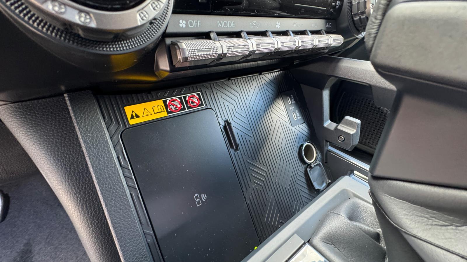 2025 Toyota Tacoma TRD Sport Double Cab photo 24