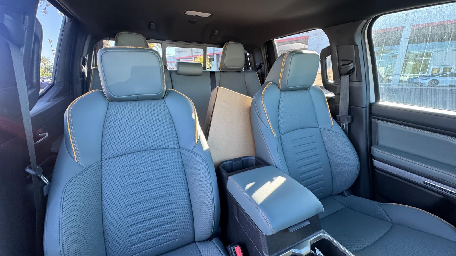 2025 Toyota Tacoma Trailhunter Double Cab photo 30