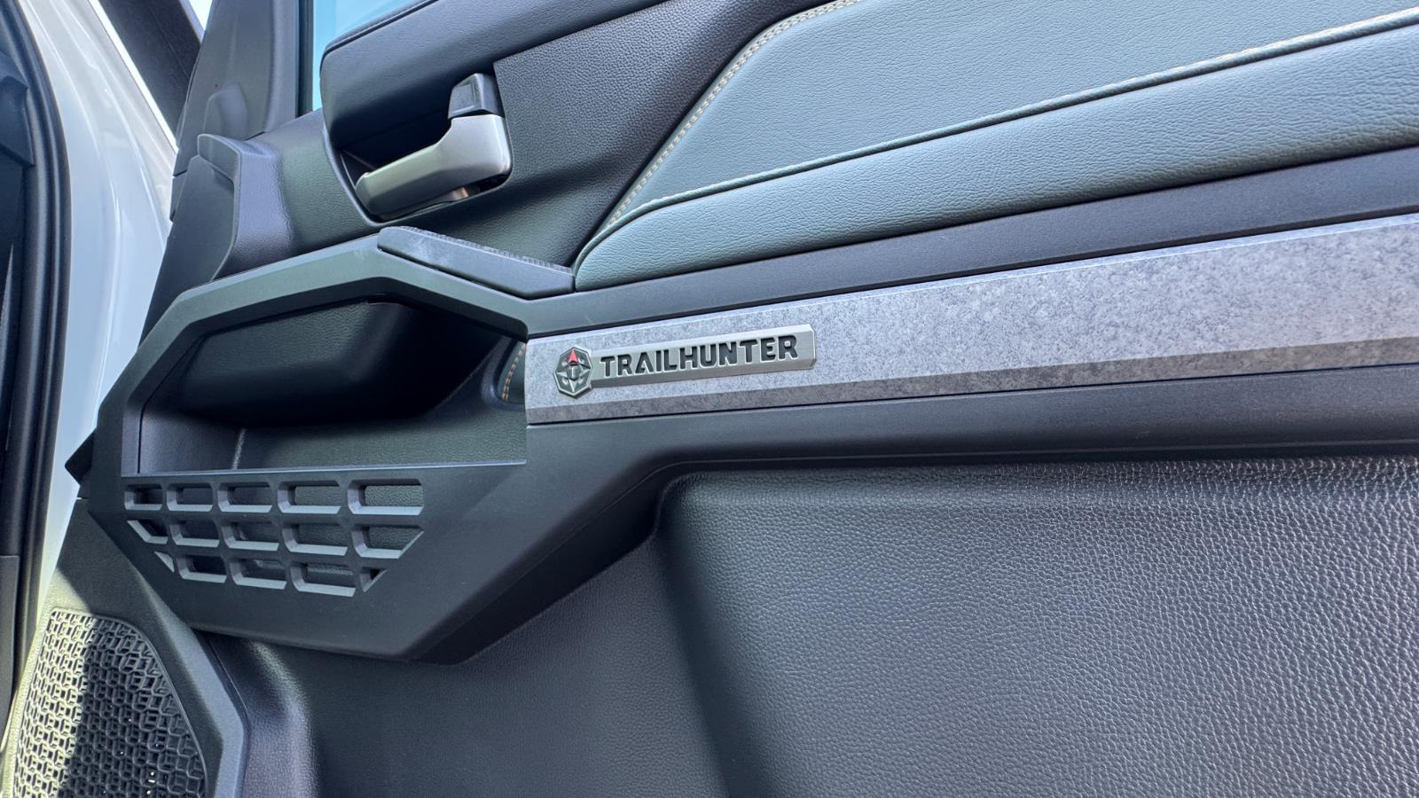 2025 Toyota Tacoma Trailhunter Double Cab photo 37