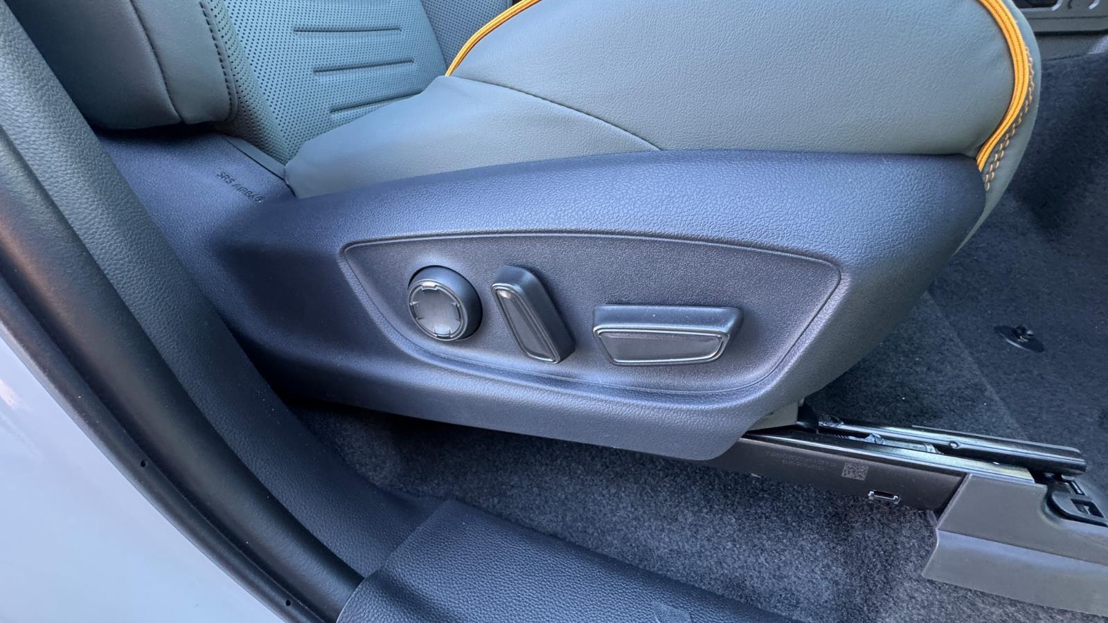 2025 Toyota Tacoma Trailhunter Double Cab photo 39