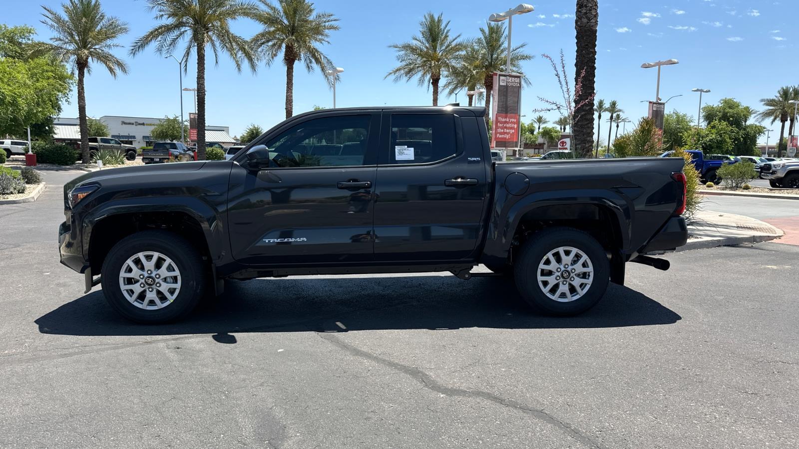 2025 Toyota Tacoma SR5 Double Cab photo 3