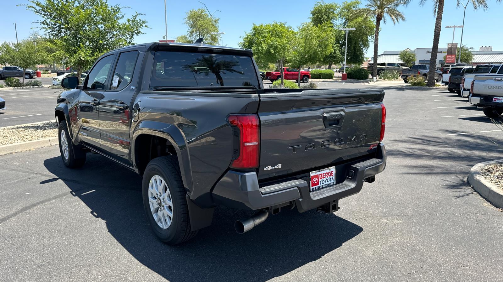 2025 Toyota Tacoma SR5 Double Cab photo 4