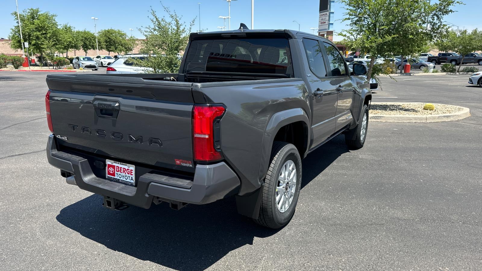 2025 Toyota Tacoma SR5 Double Cab photo 5