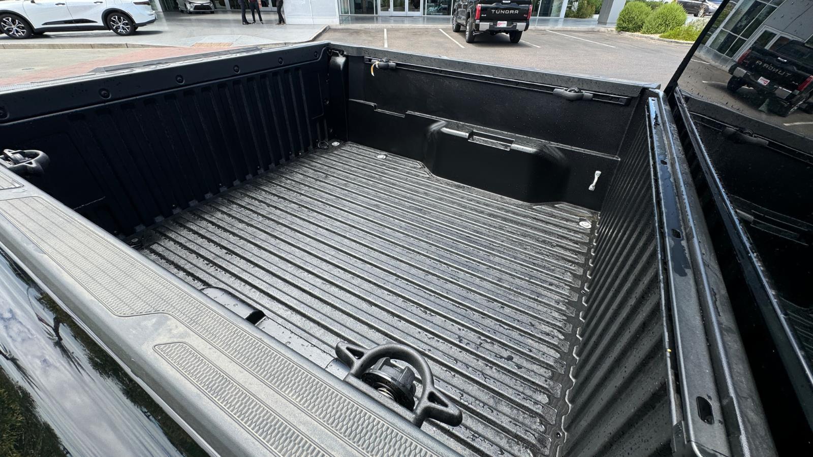 2025 Toyota Tacoma SR5 Double Cab photo 9
