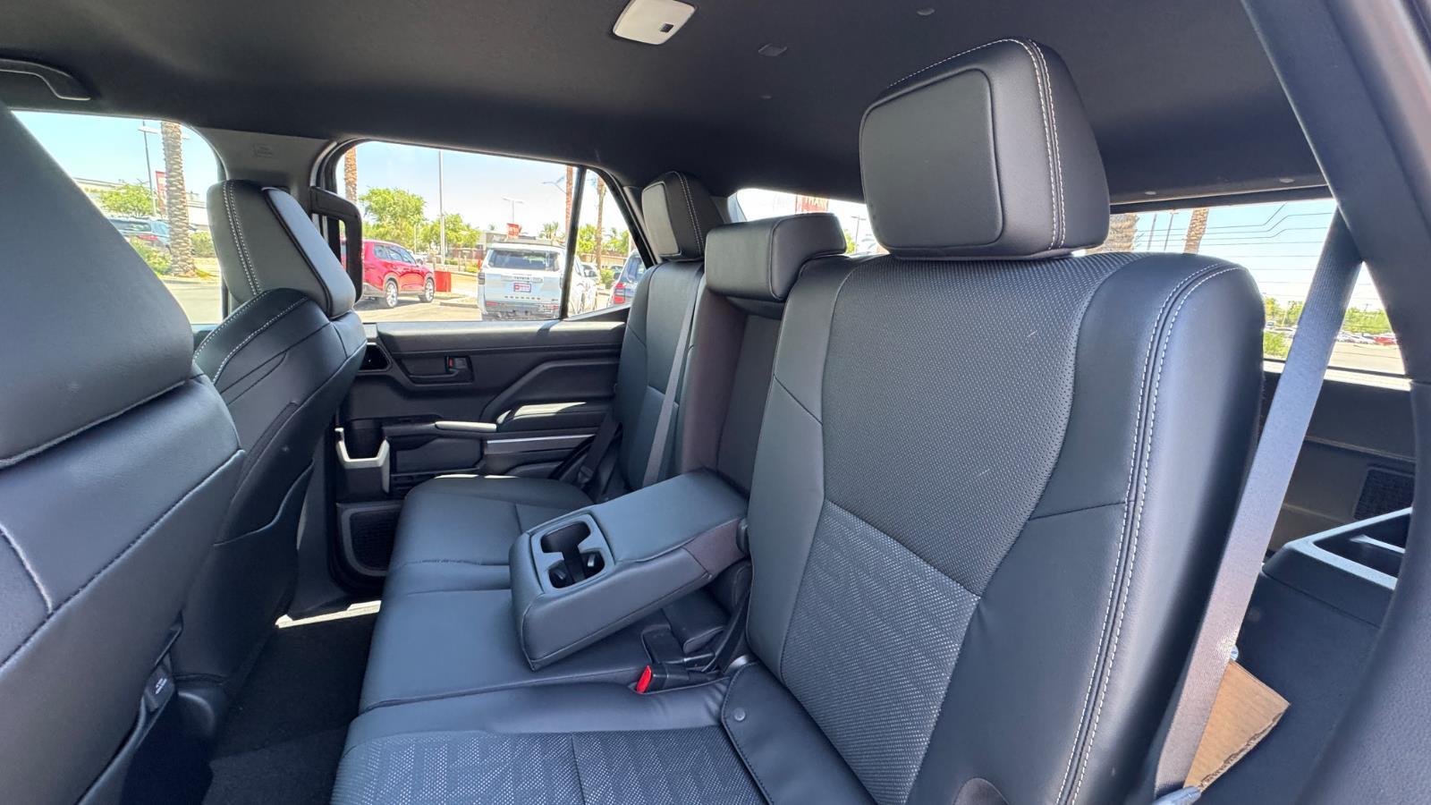 2025 Toyota 4Runner TRD Off-Road Premium photo 13