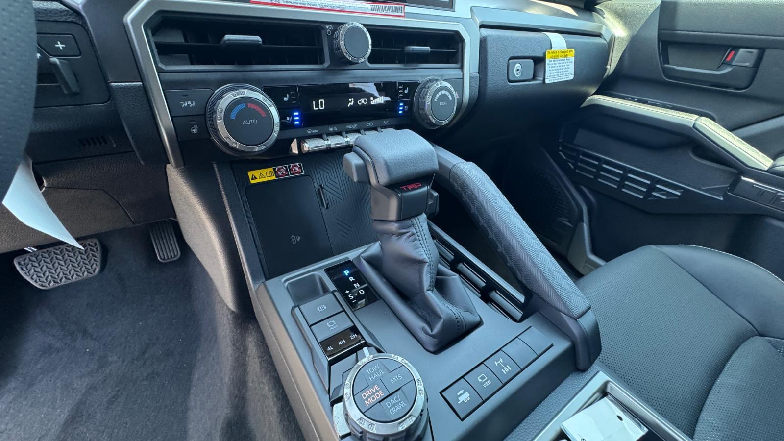 2025 Toyota 4Runner TRD Off-Road Premium photo 24