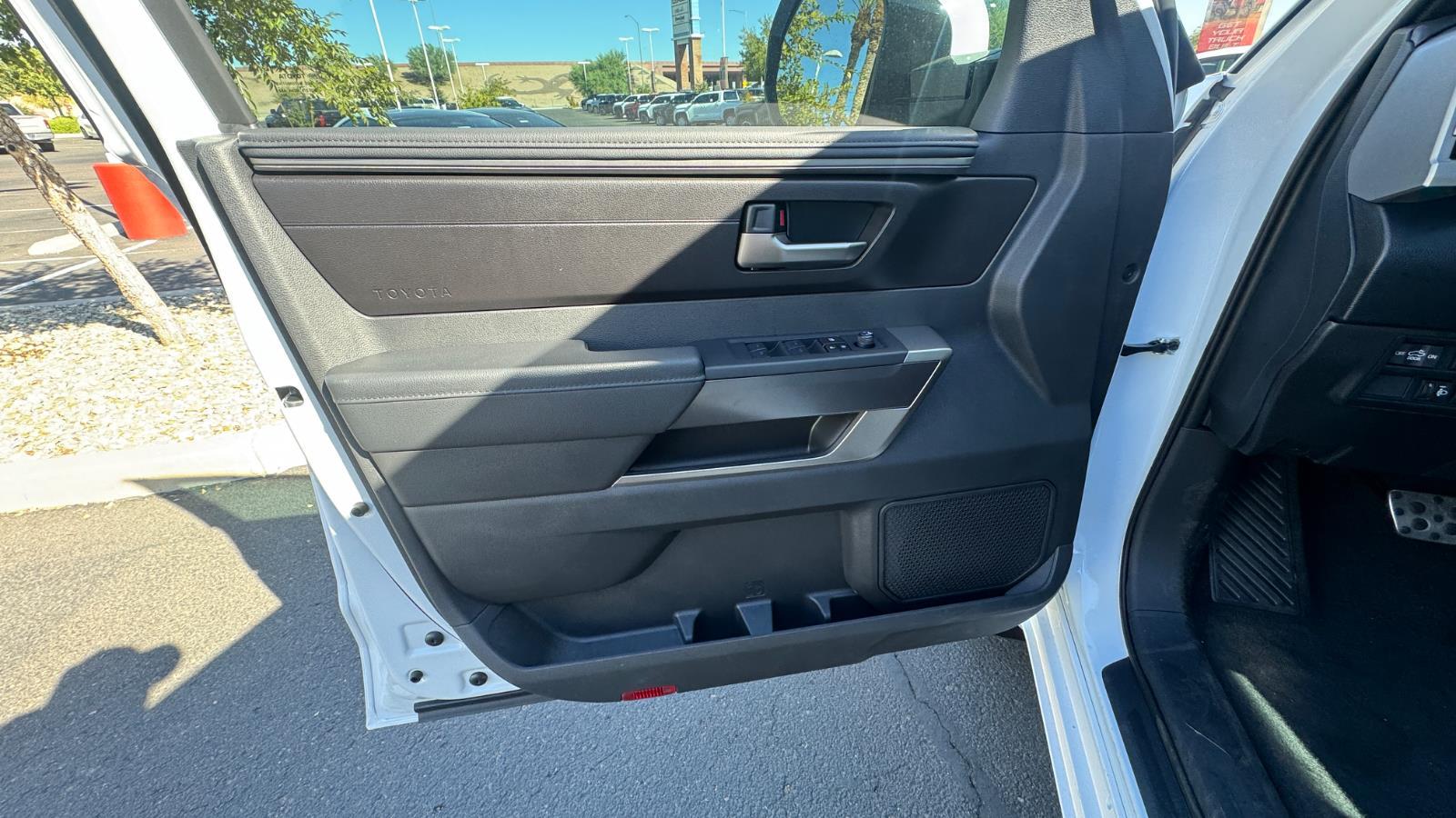 2026 Toyota Tundra SR5 CrewMax photo 13