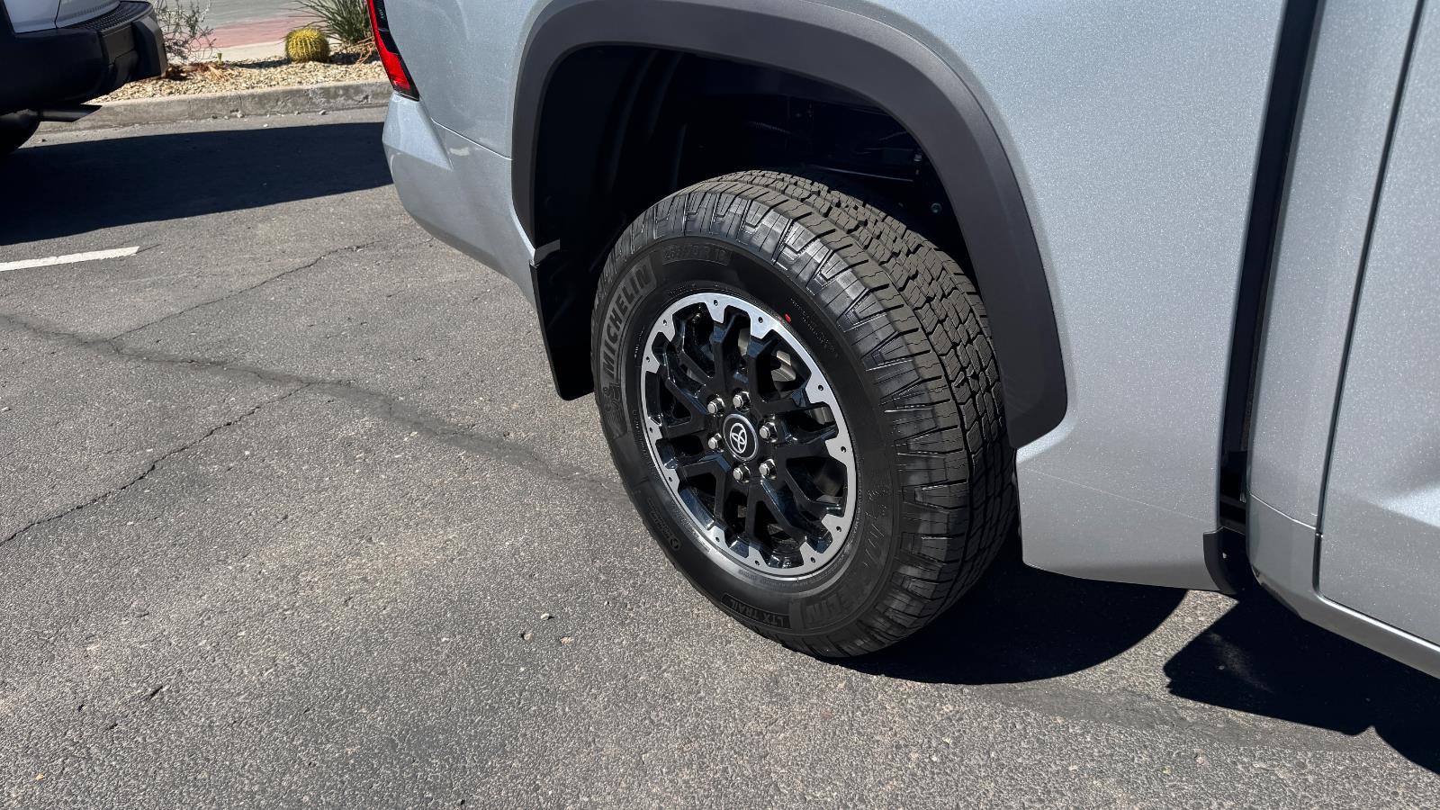 2026 Toyota Tundra SR5 CrewMax photo 7