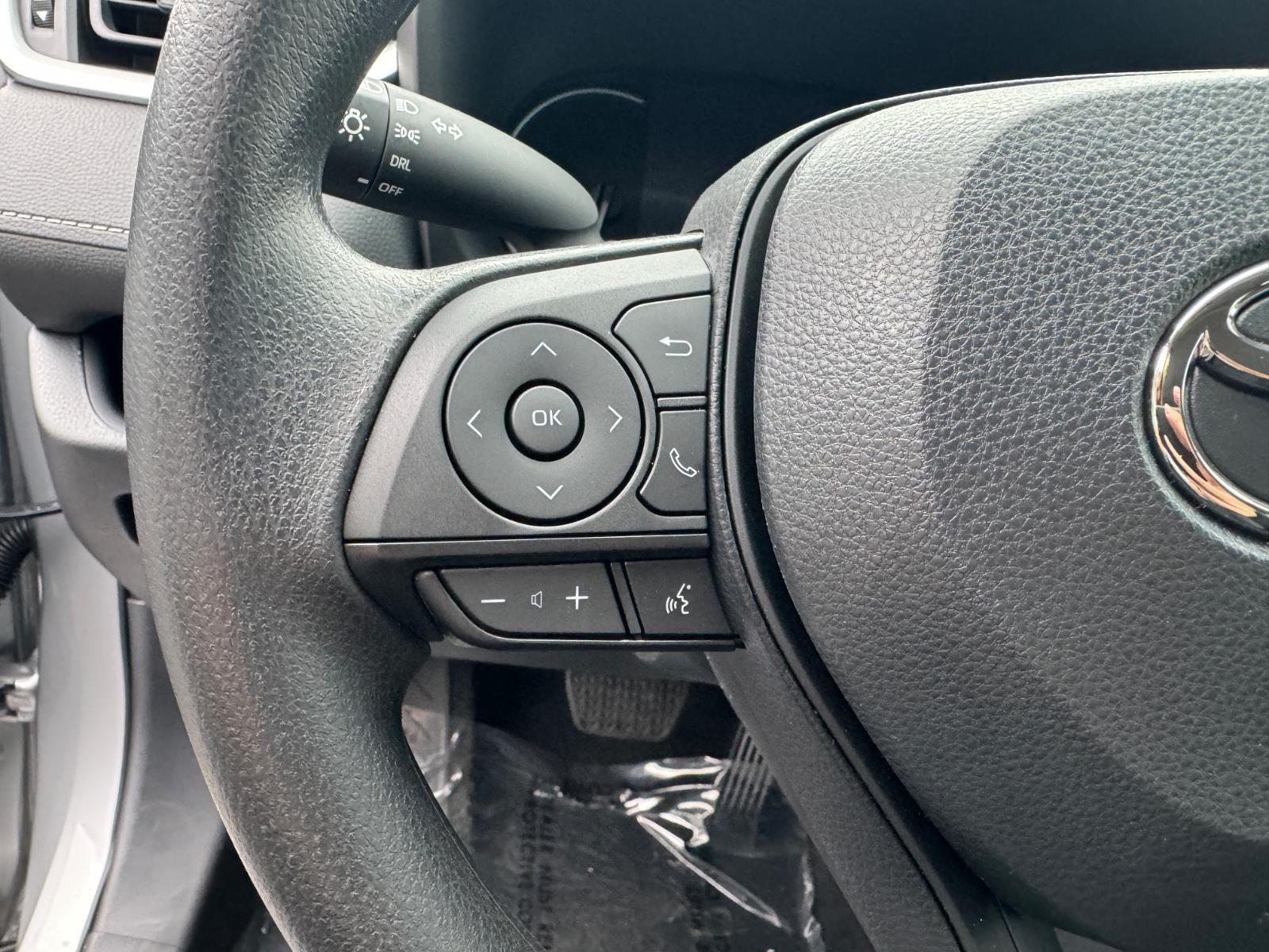 2025 Toyota RAV4 LE photo 17