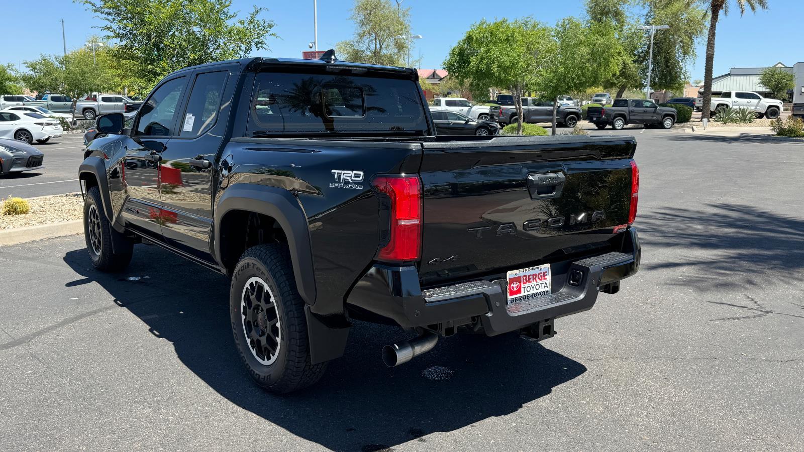 2025 Toyota Tacoma TRD Off-Road Double Cab photo 3