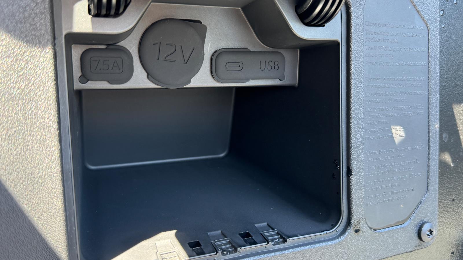 2025 Toyota Tacoma TRD Off-Road Double Cab photo 9