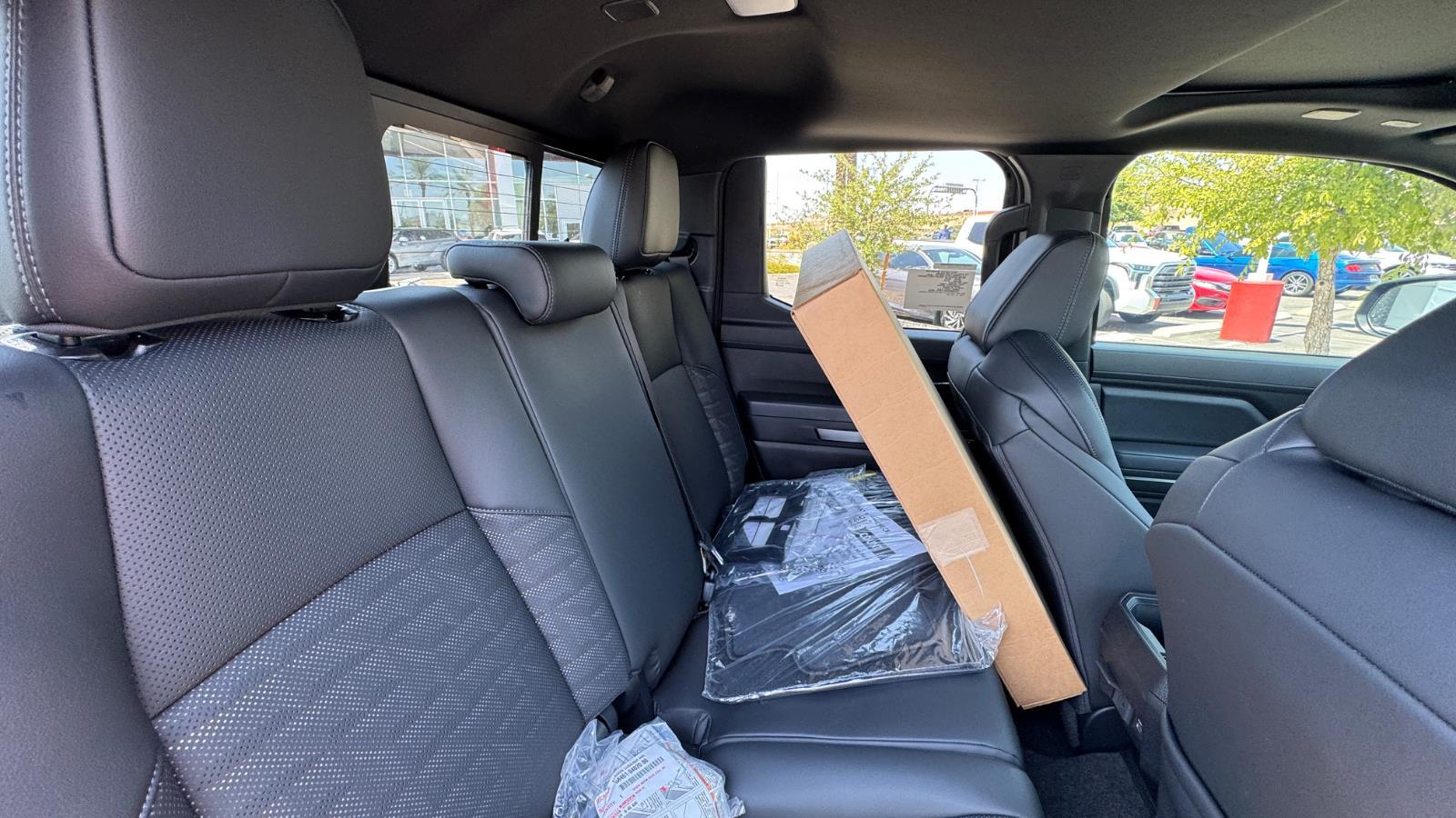 2025 Toyota Tacoma TRD Off-Road Double Cab photo 7