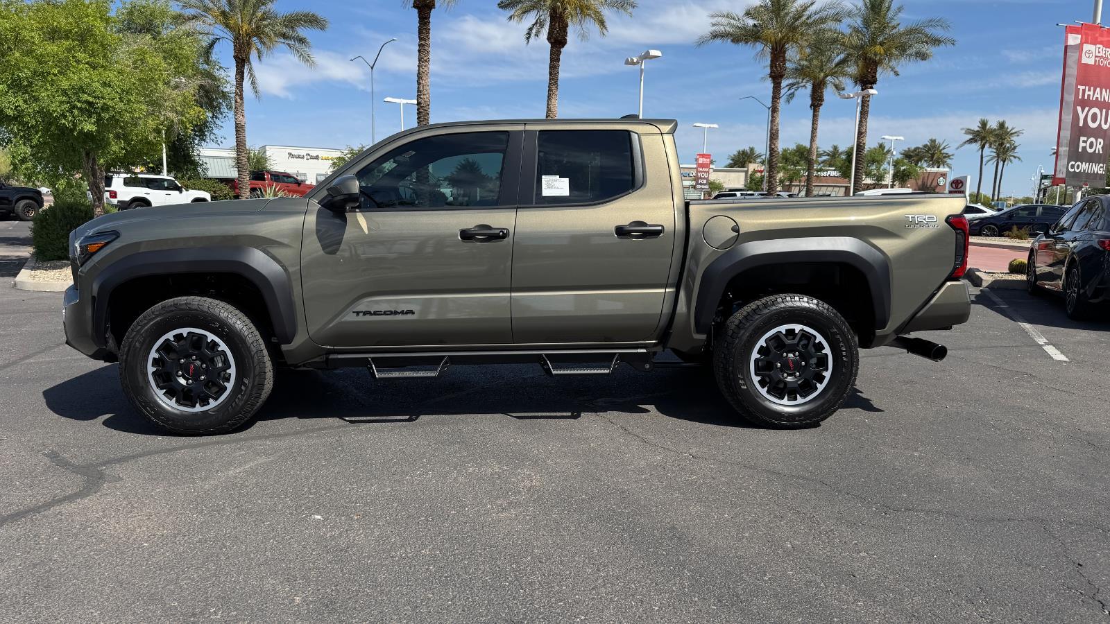 2025 Toyota Tacoma TRD Off-Road Double Cab photo 3