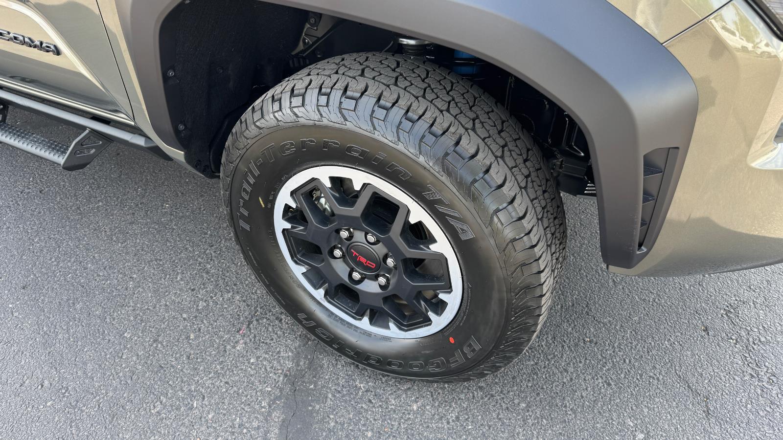 2025 Toyota Tacoma TRD Off-Road Double Cab photo 7