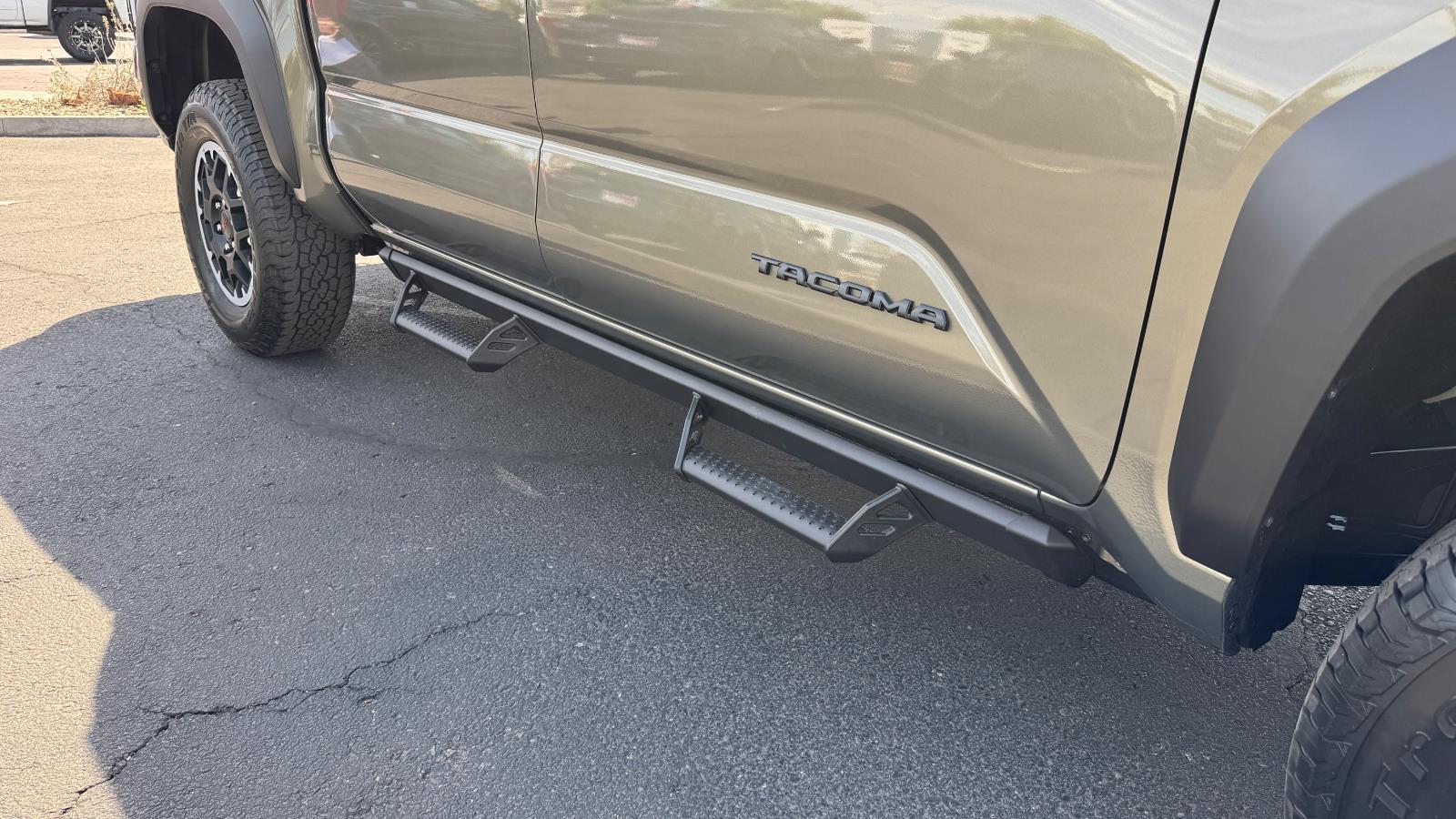 2025 Toyota Tacoma TRD Off-Road Double Cab photo 8