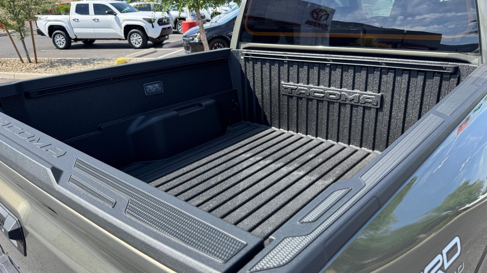 2025 Toyota Tacoma TRD Off-Road Double Cab photo 11