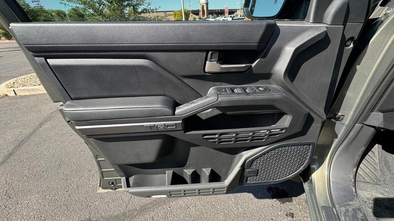 2025 Toyota Tacoma TRD Off-Road Double Cab photo 14