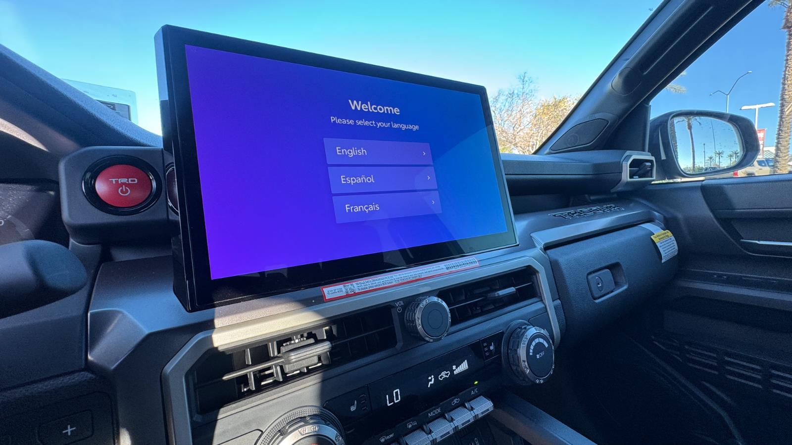 2025 Toyota Tacoma TRD Off-Road Double Cab photo 17