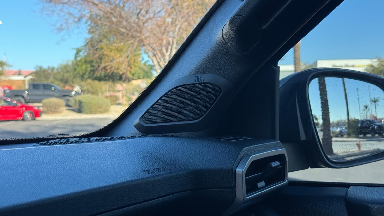 2025 Toyota Tacoma TRD Off-Road Double Cab photo 21