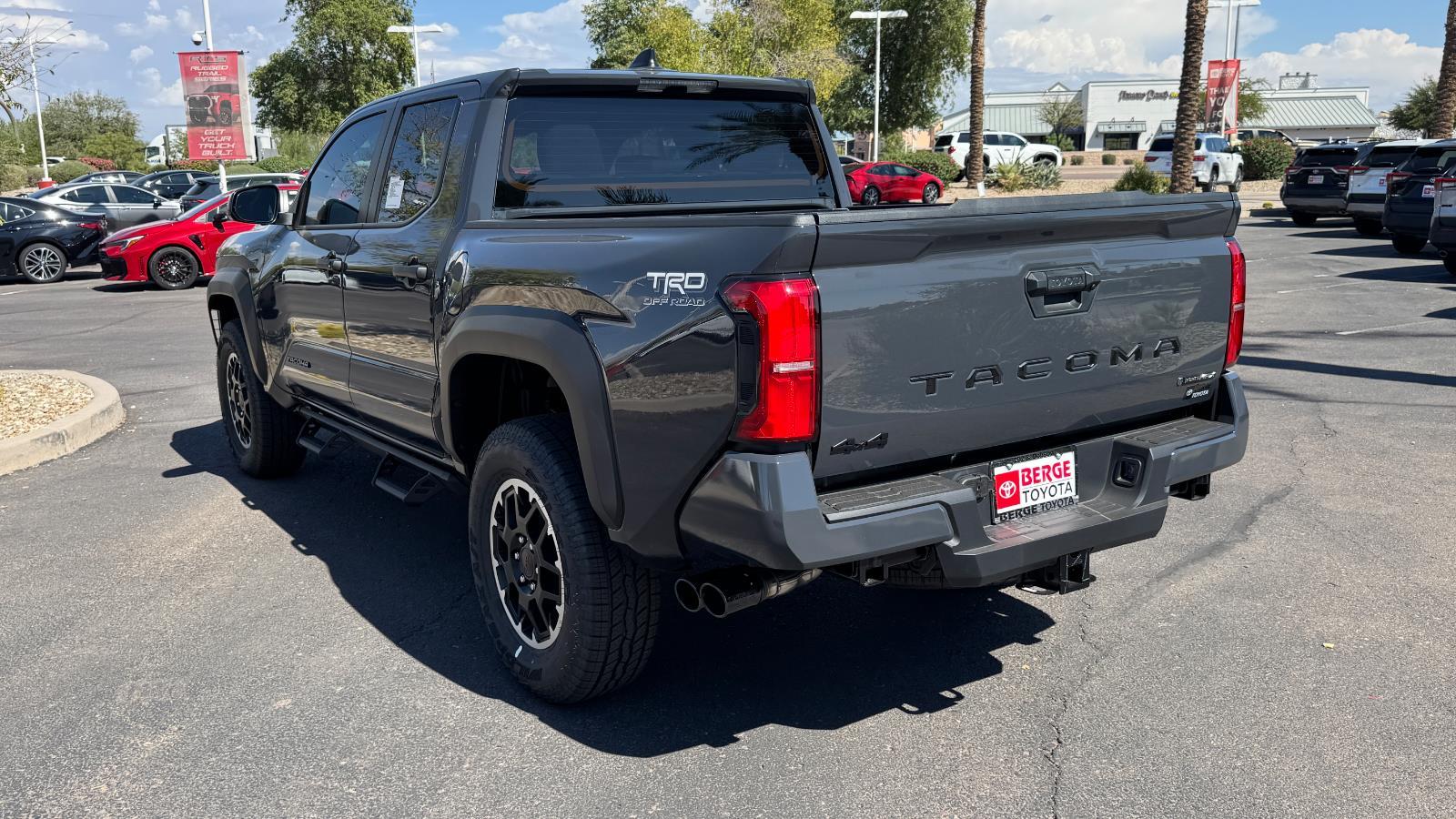 2025 Toyota Tacoma TRD Off-Road Double Cab photo 4