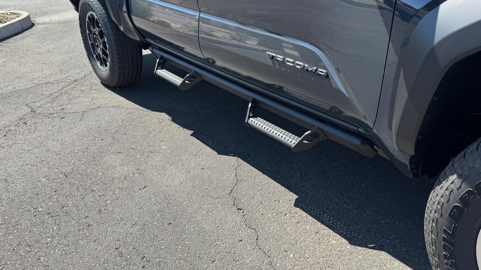 2025 Toyota Tacoma TRD Off-Road Double Cab photo 8