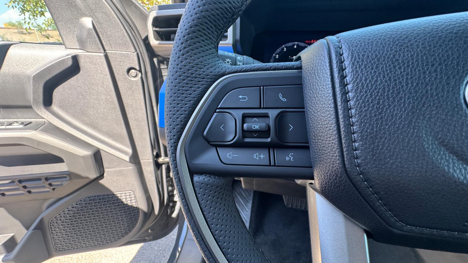 2025 Toyota Tacoma TRD Off-Road Double Cab photo 17