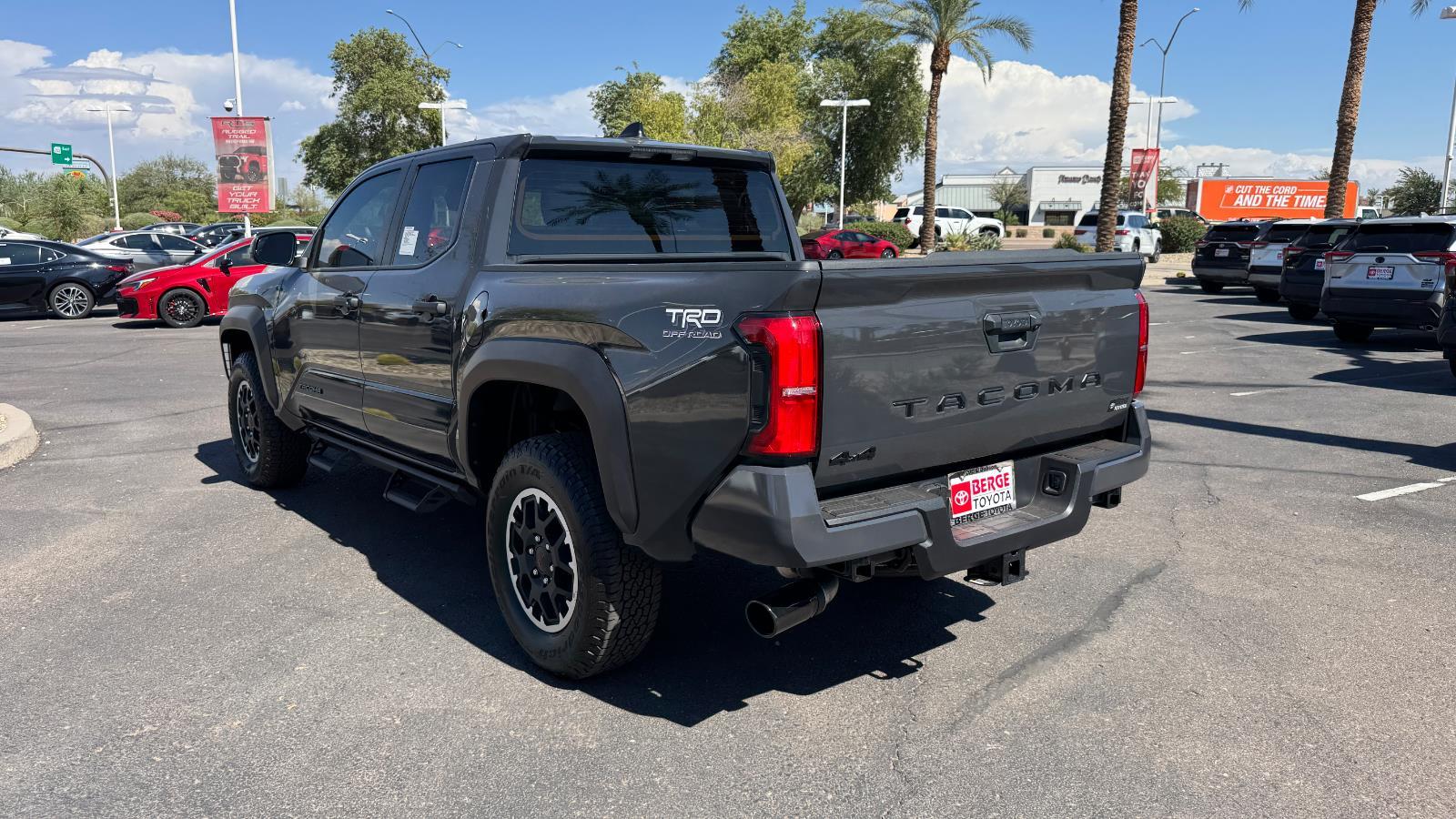 2025 Toyota Tacoma TRD Off-Road Double Cab photo 4