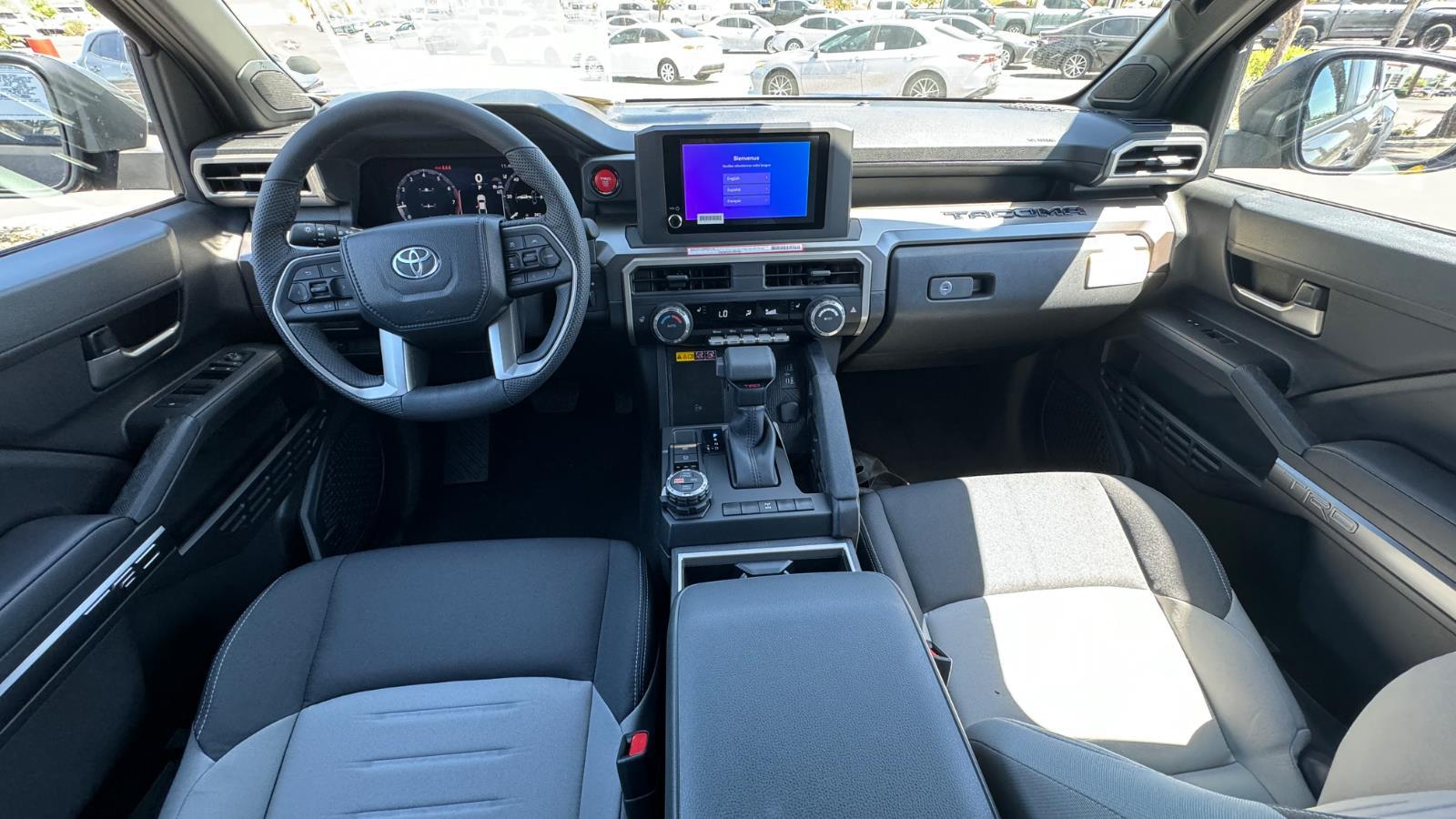2025 Toyota Tacoma TRD Off-Road Double Cab photo 13