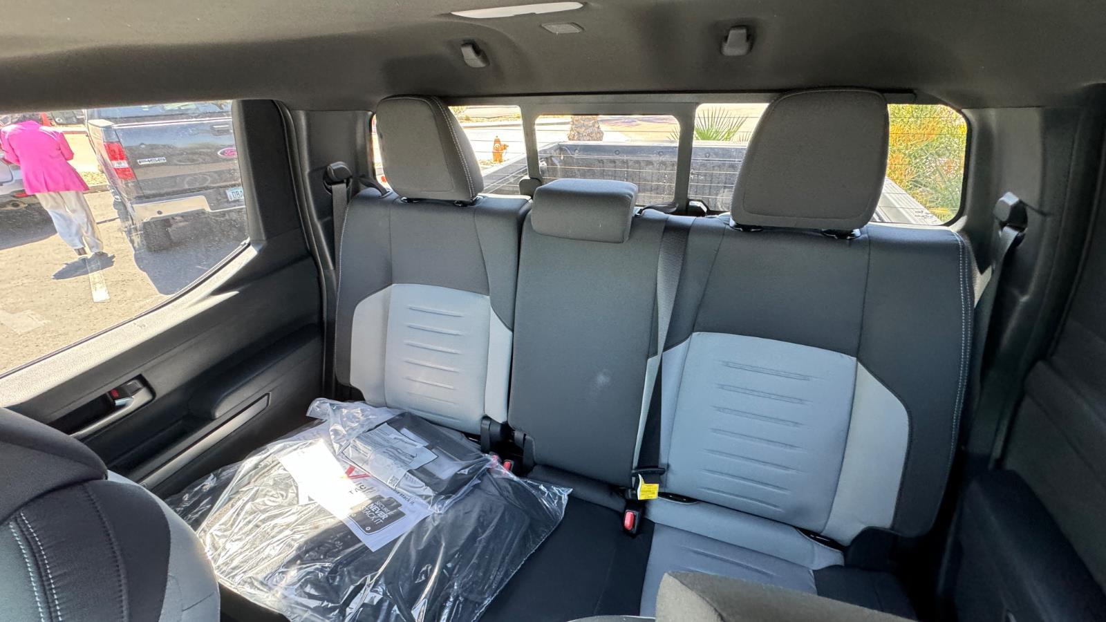 2025 Toyota Tacoma TRD Off-Road Double Cab photo 18