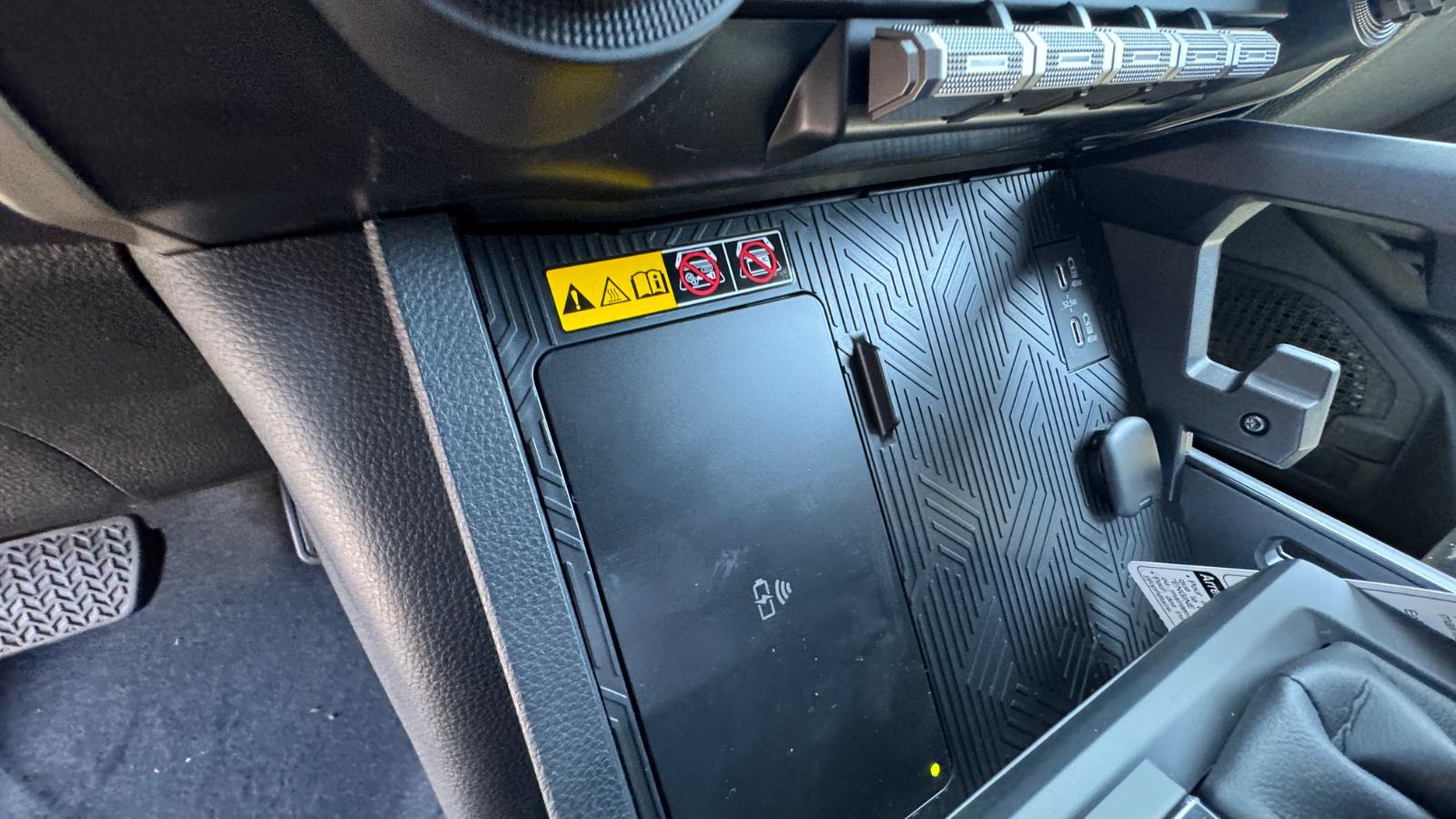2025 Toyota Tacoma TRD Off-Road Double Cab photo 25