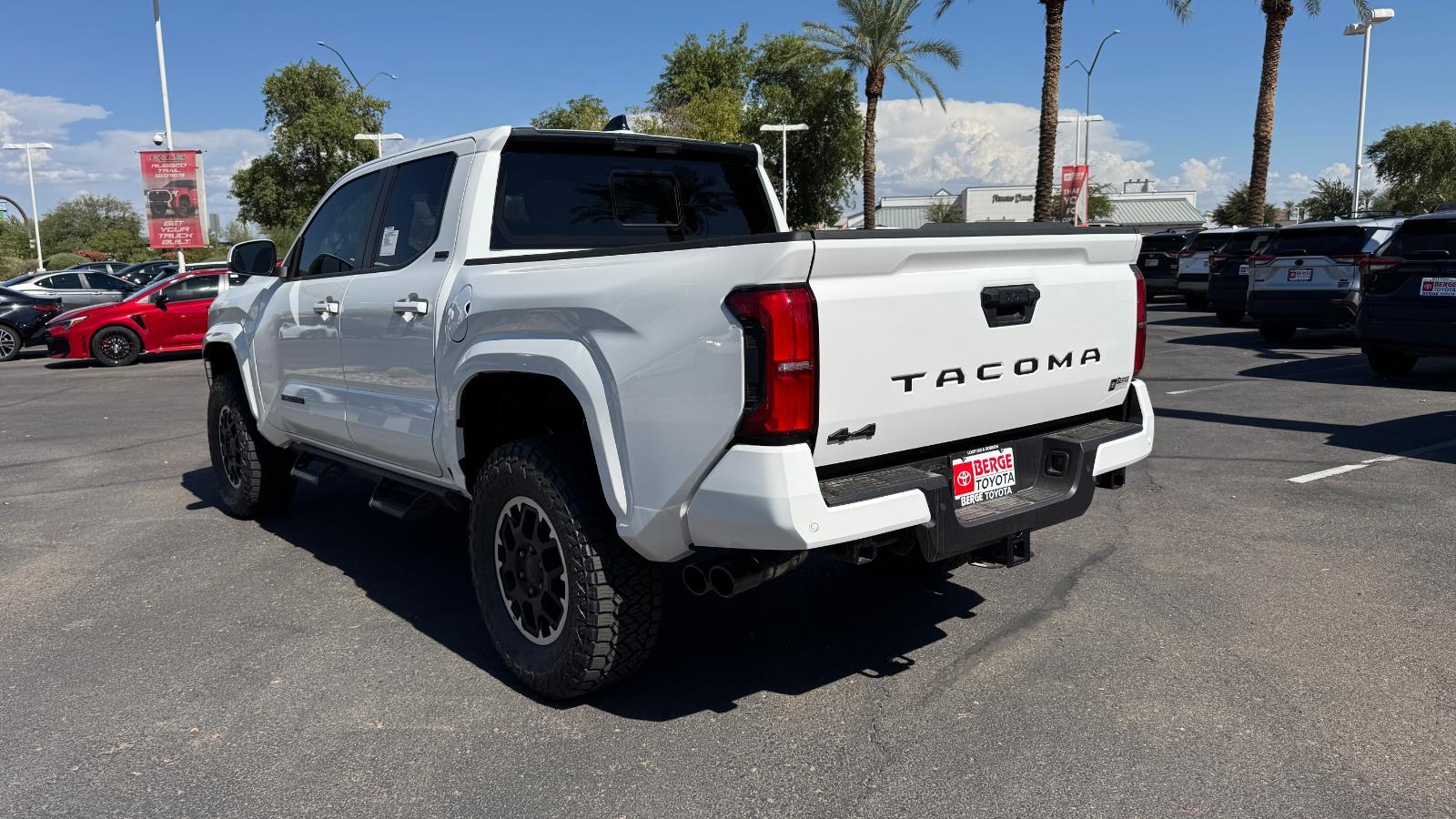 2025 Toyota Tacoma SR5 Double Cab photo 4