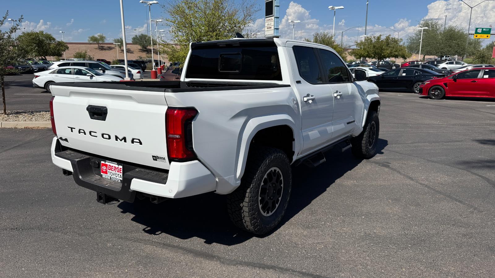 2025 Toyota Tacoma SR5 Double Cab photo 5