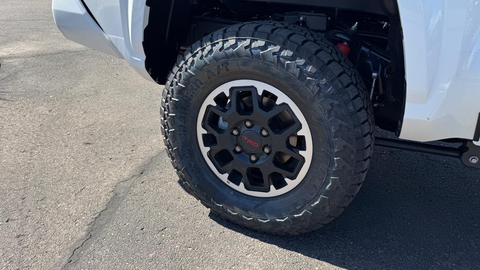 2025 Toyota Tacoma SR5 Double Cab photo 10