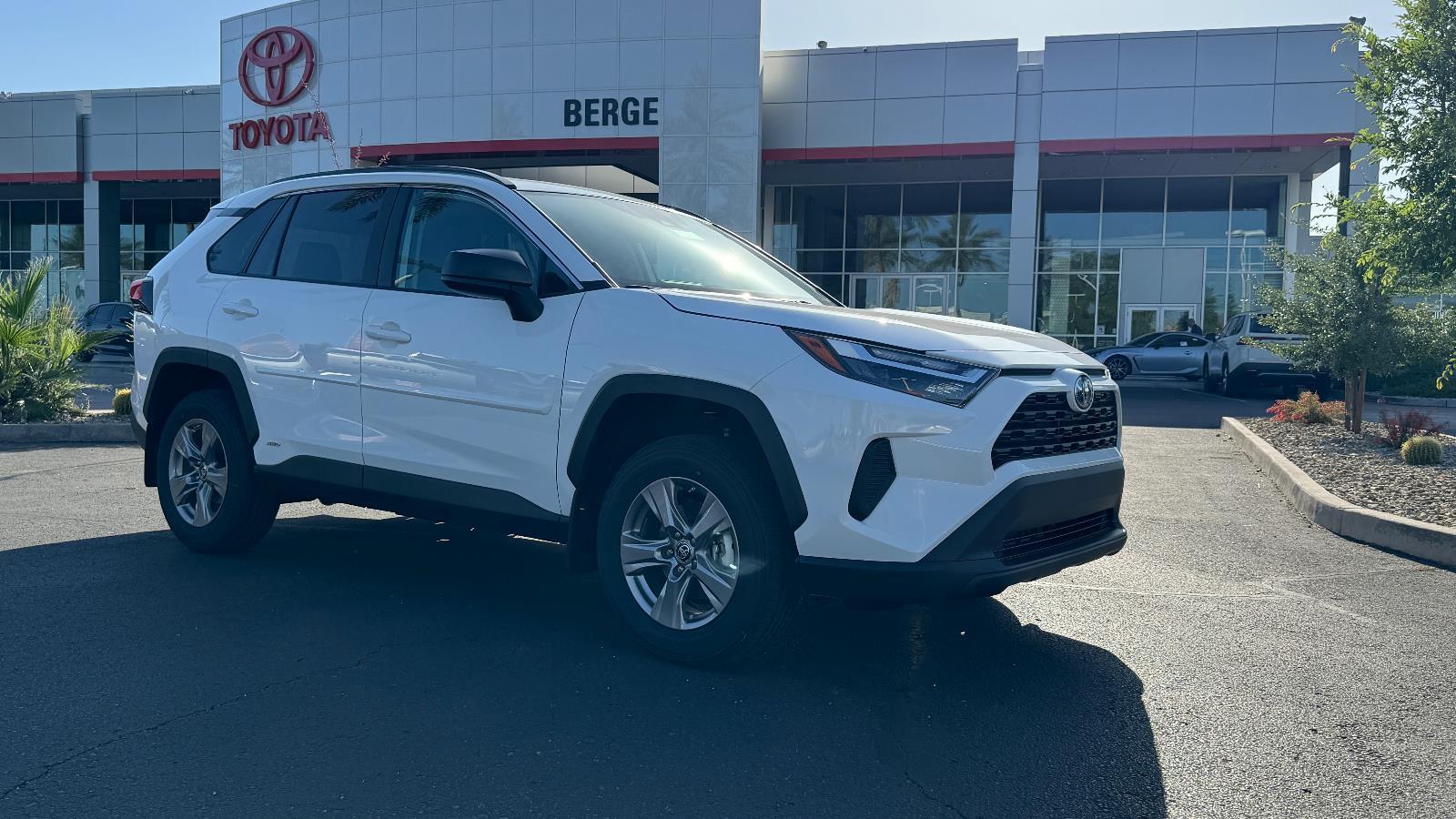 2025 Toyota RAV4 Hybrid LE AWD