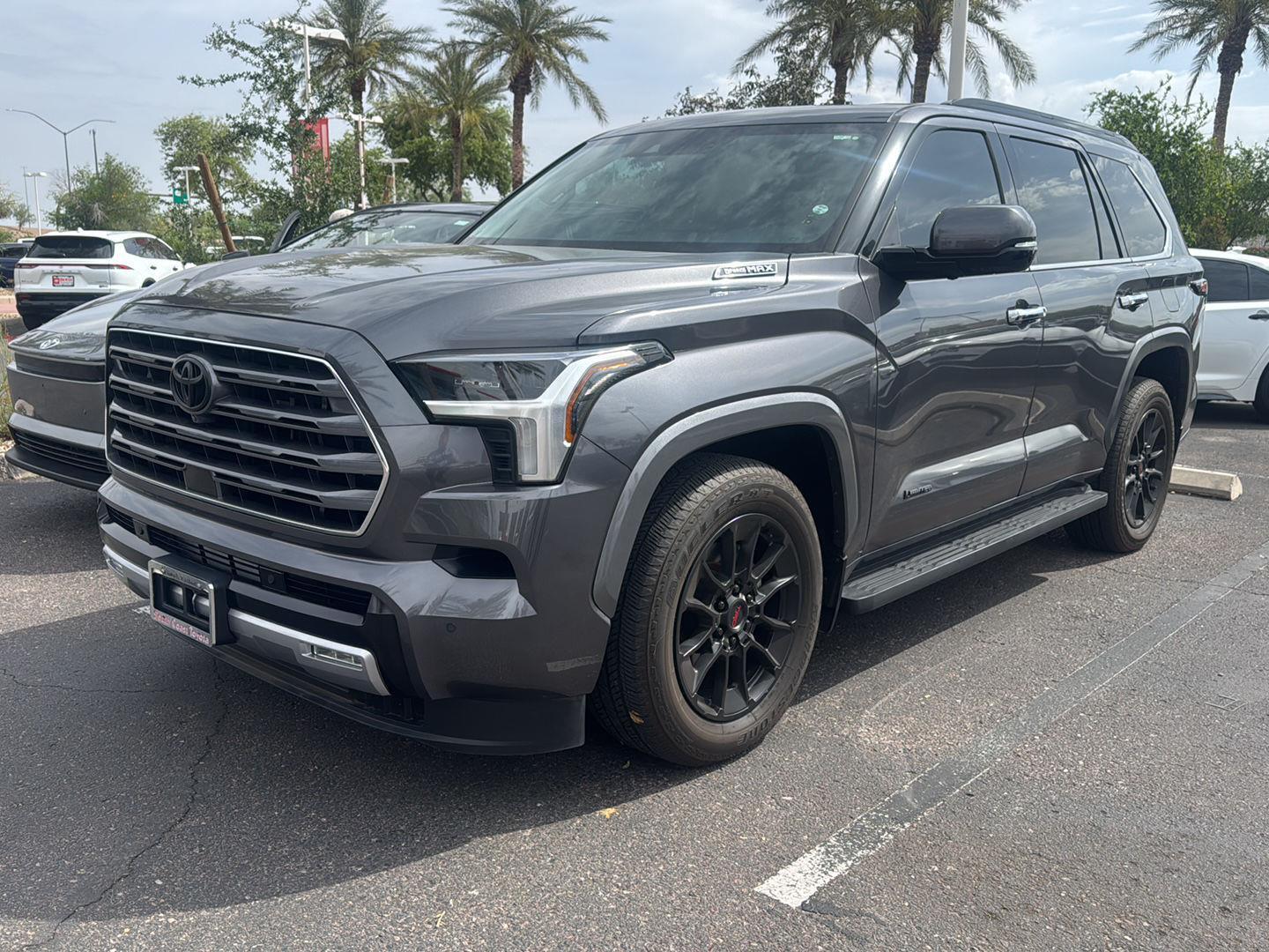 View vehicle photo 4