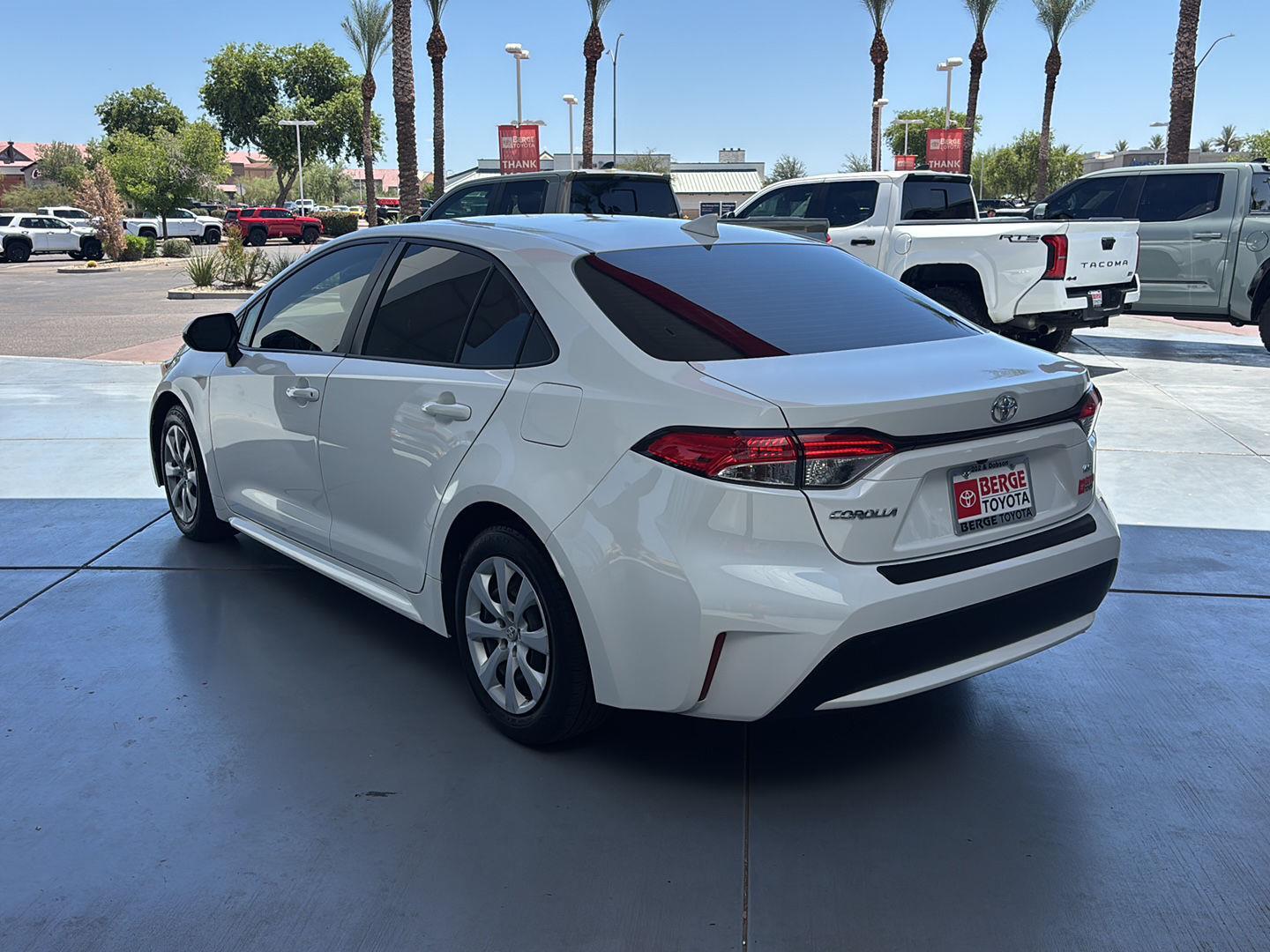 View vehicle photo 5