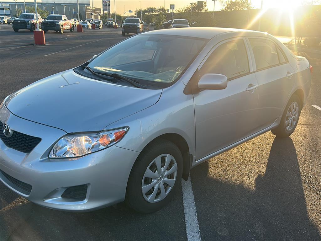 2010 Toyota Corolla Base's photo