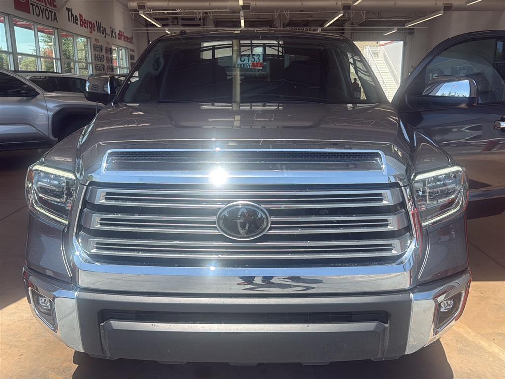 Magnetic Gray Metallic 2018 Toyota Tundra Pickup Truck Four-Wheel Drive Automatic