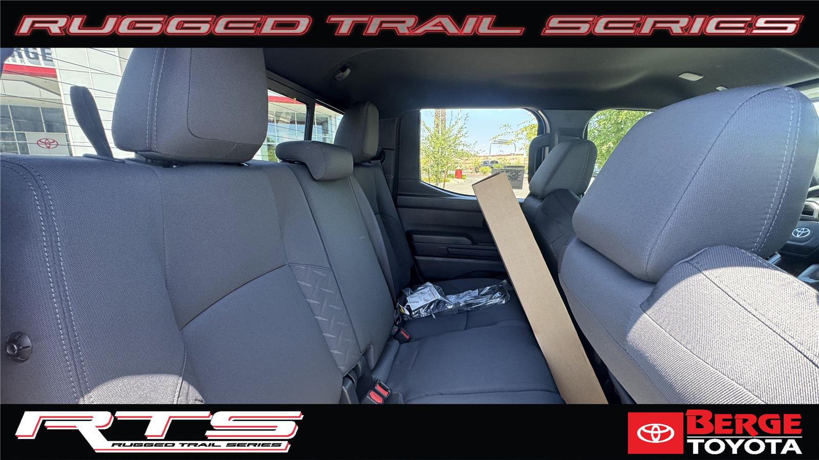 2025 Toyota Tacoma SR5 Double Cab photo 8