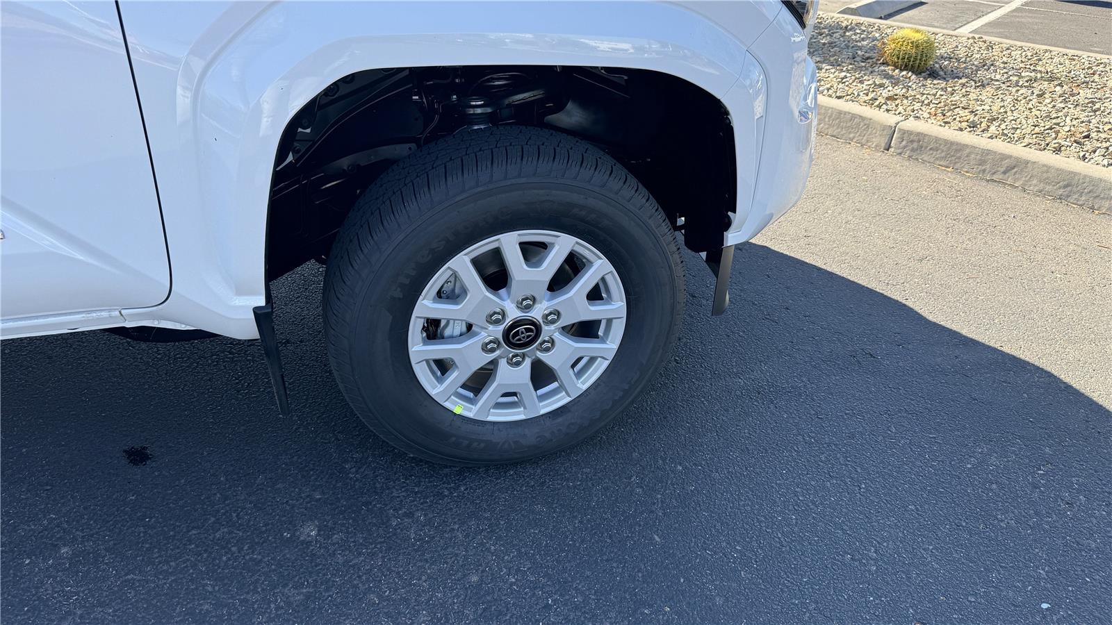 2025 Toyota Tacoma SR5 Double Cab photo 7
