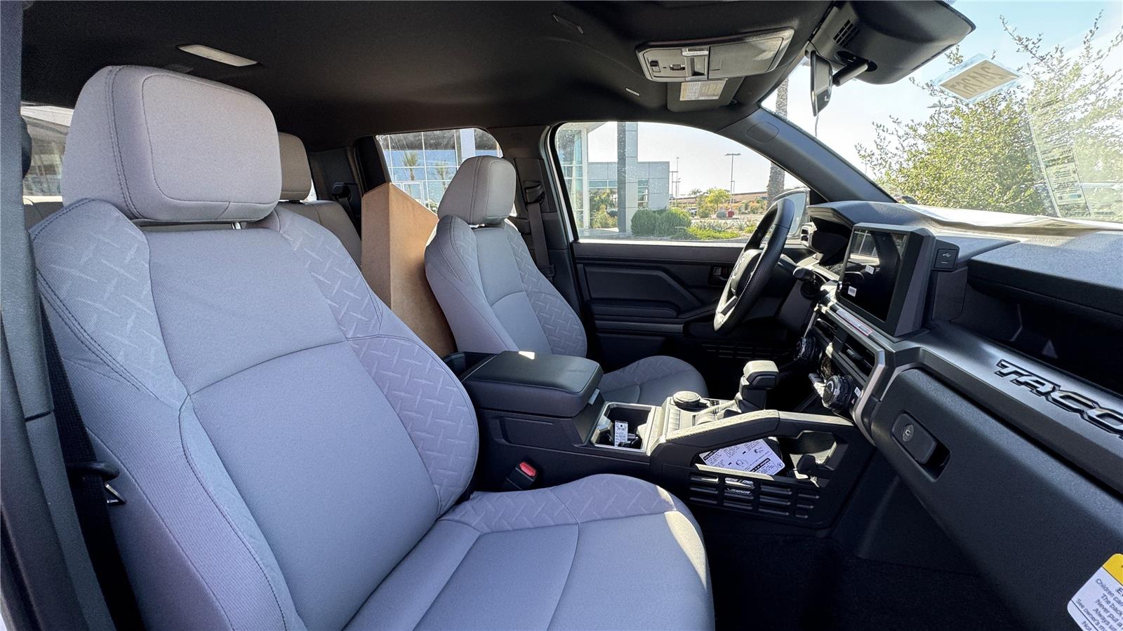 2025 Toyota Tacoma SR5 Double Cab photo 12