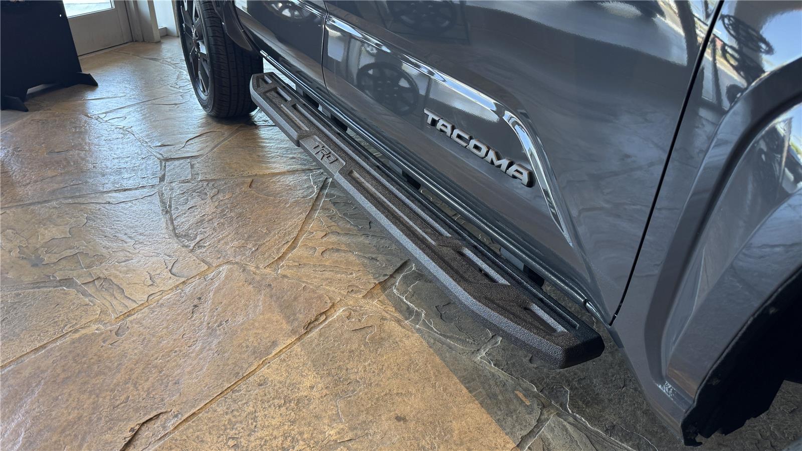 2025 Toyota Tacoma SR5 Double Cab photo 3