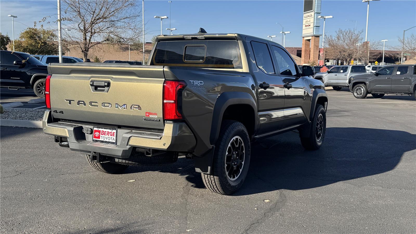 2025 Toyota Tacoma TRD Off-Road Double Cab photo 5