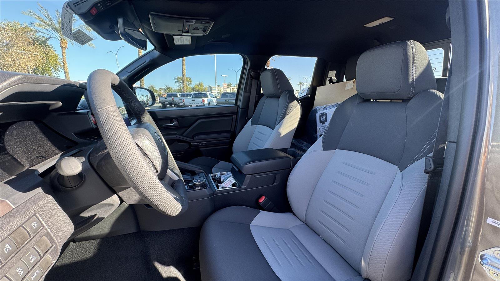 2025 Toyota Tacoma TRD Off-Road Double Cab photo 12