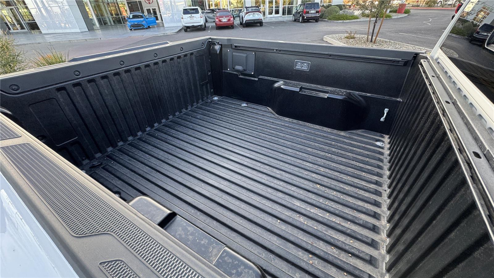 2025 Toyota Tacoma TRD Off-Road Double Cab photo 9