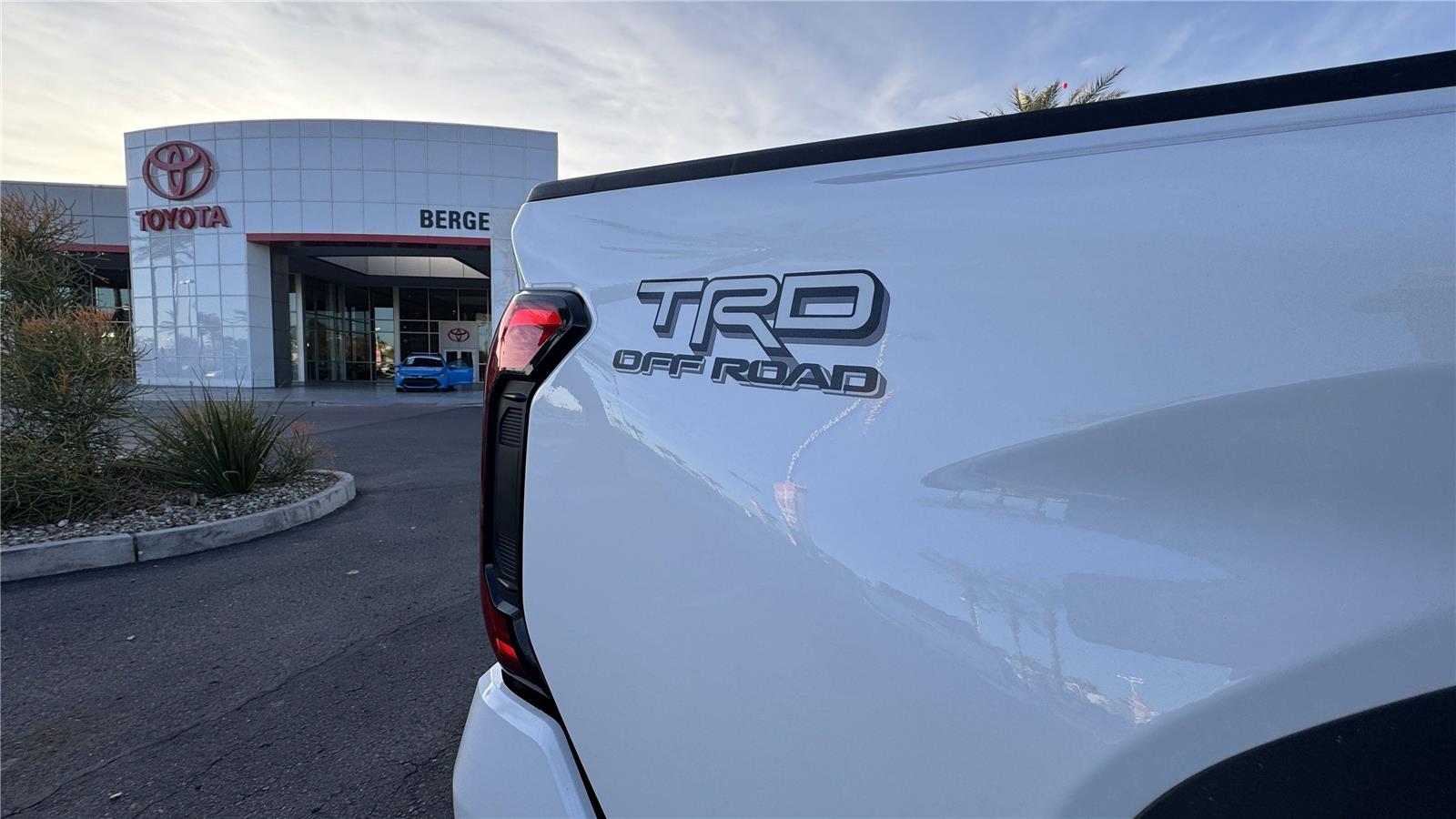 2025 Toyota Tacoma TRD Off-Road Double Cab photo 10