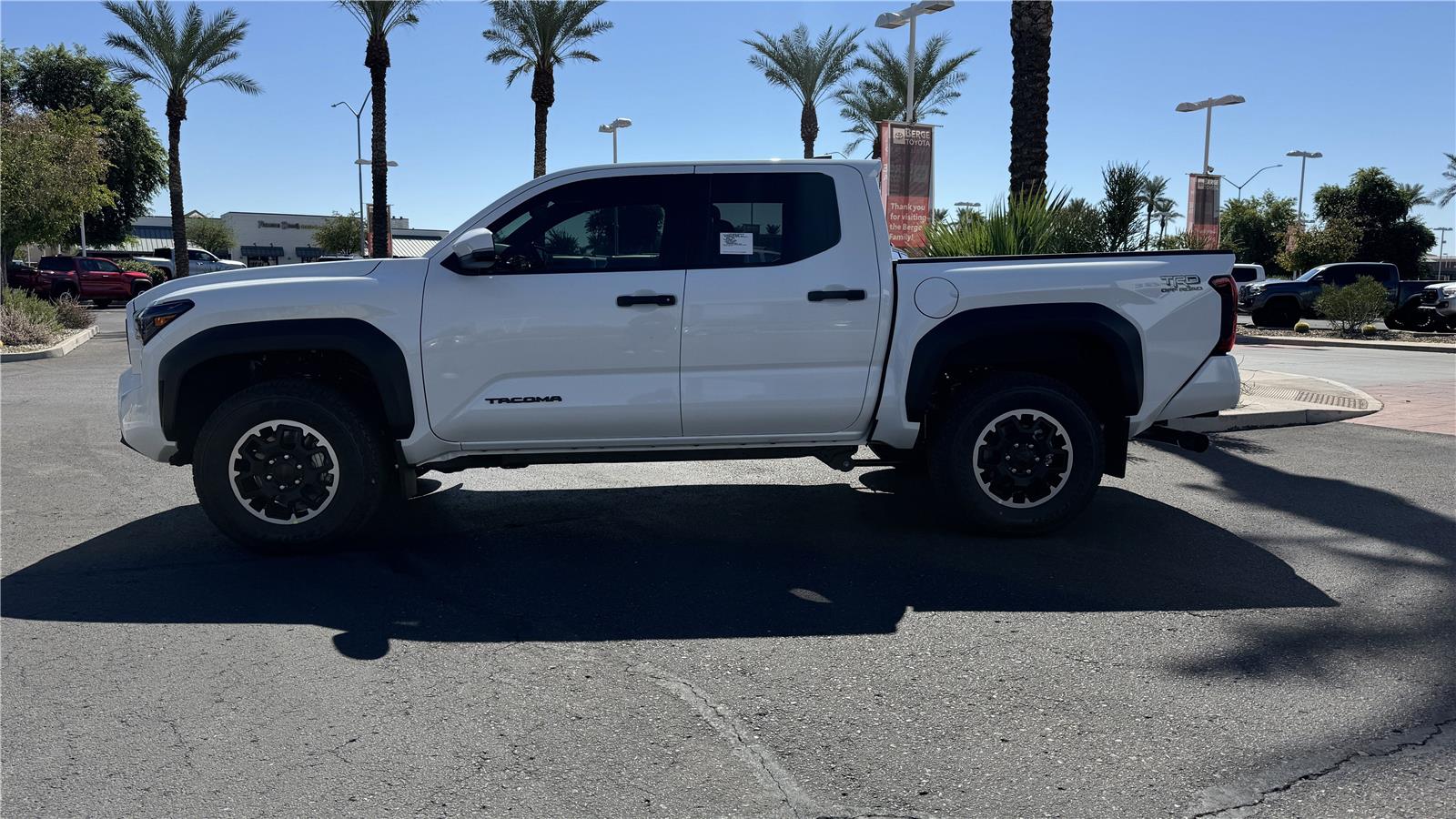 2025 Toyota Tacoma TRD Off-Road Double Cab photo 3