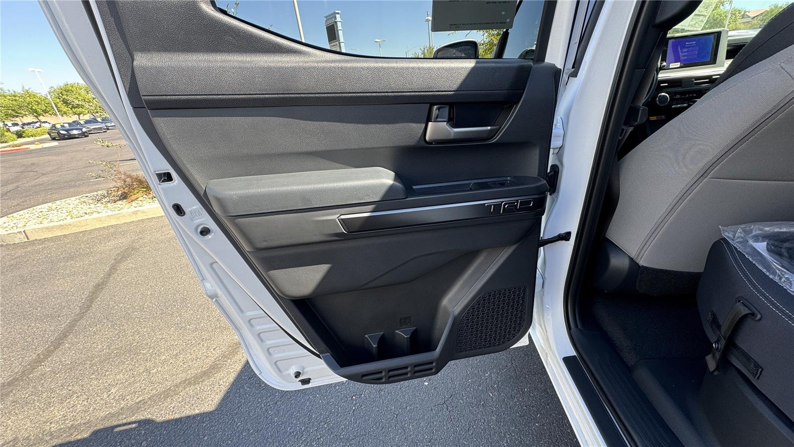 2025 Toyota Tacoma TRD Off-Road Double Cab photo 9